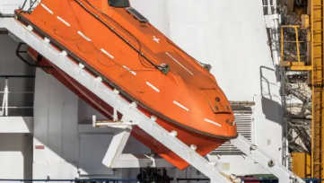 SOLAS Lifeboat Requirements.png